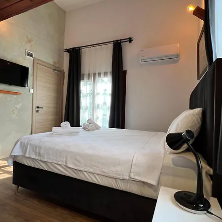 Quena Hotel