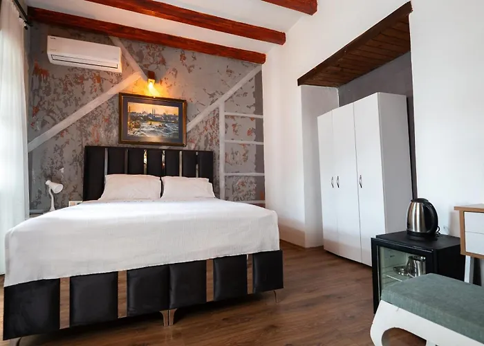 Quena Hotel *