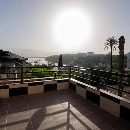Otel Quena *